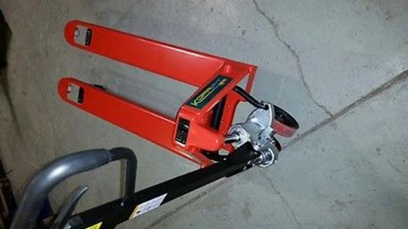 Picture of NEW PALLET JACK - 5500 lb. Cap. - 20.5"x48" PALLET TRUCK (#132245620615)